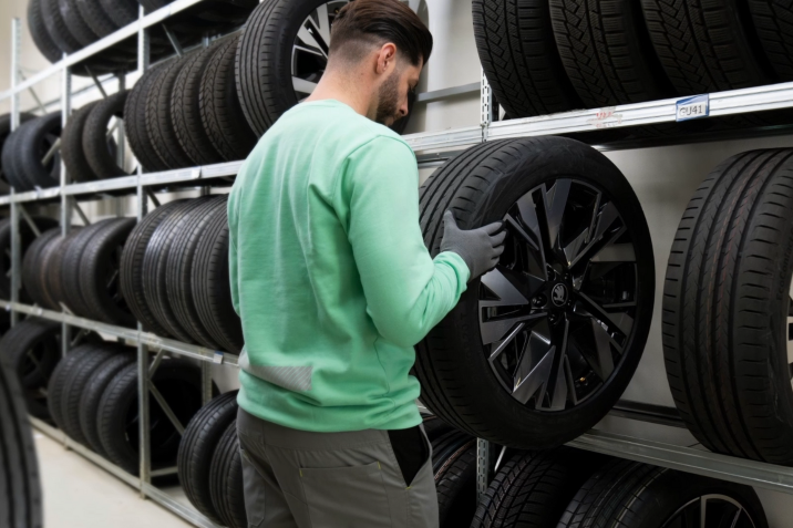 Depozitare roți - Škoda